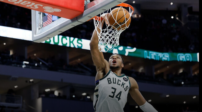 扬尼斯在加时赛战胜活塞的比赛中砍下 NBA 赛季最高分 59 分